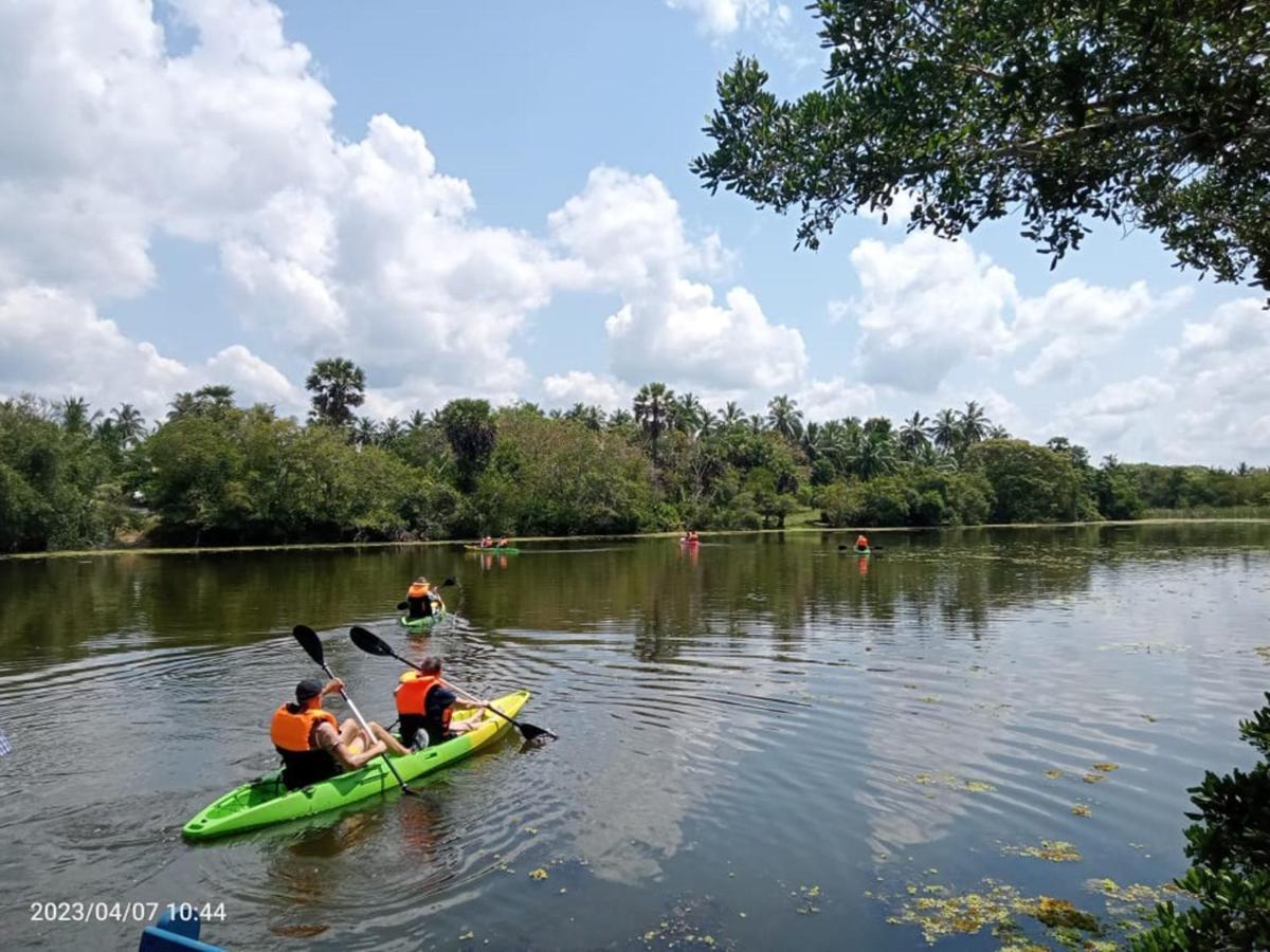 The Backwaters Lodge 윌파투 외부 사진